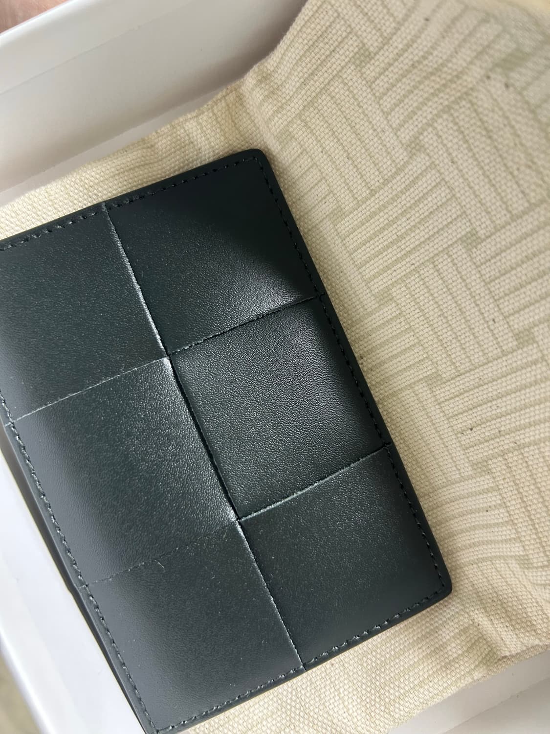 Bottega Veneta 카세트 신용카드 케이스 다크모스 카드지갑 상품이미지6