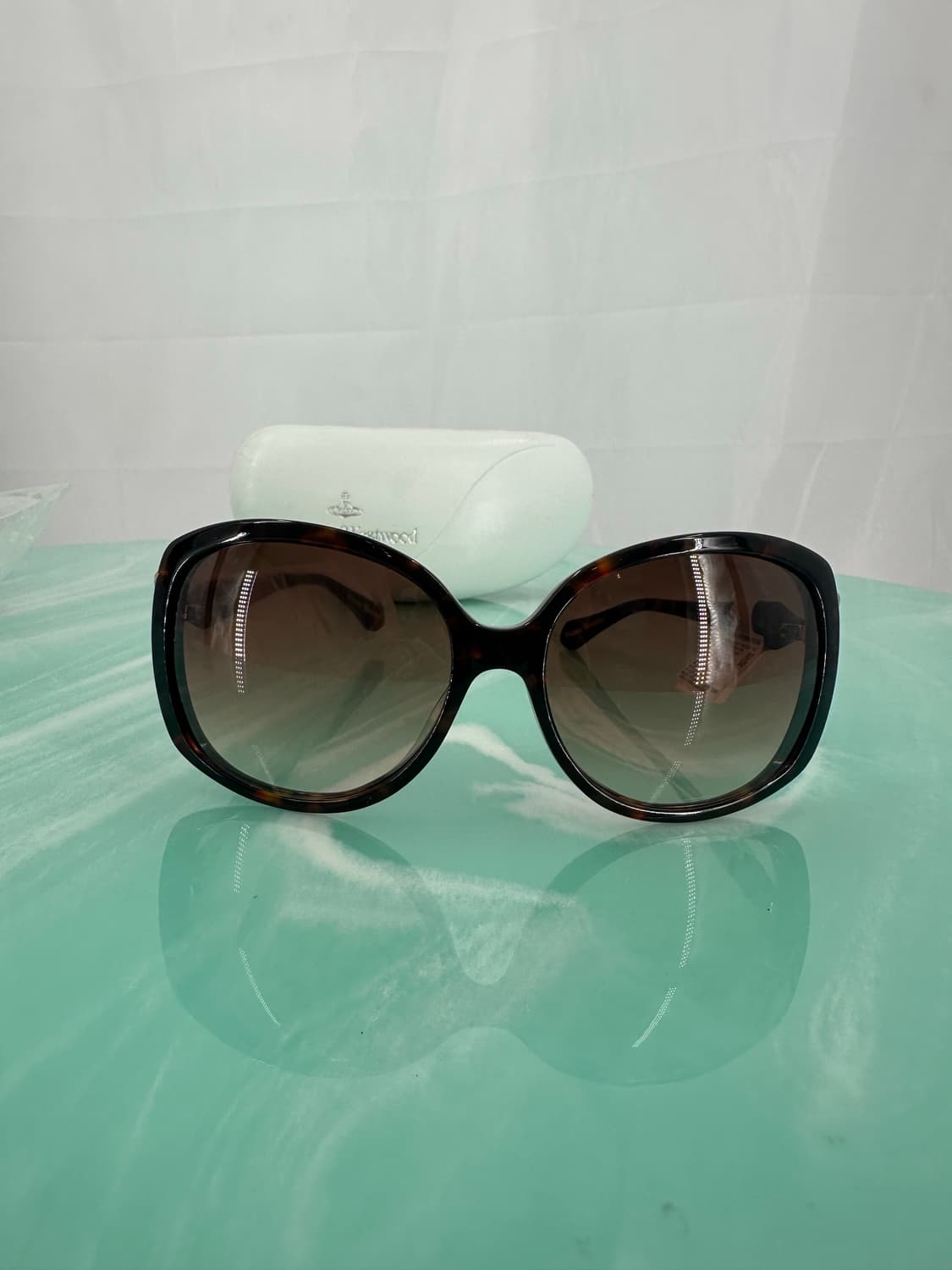 [새상품 무료배송] 비비안웨스트우드 선글라스 케이스포함 상품이미지1