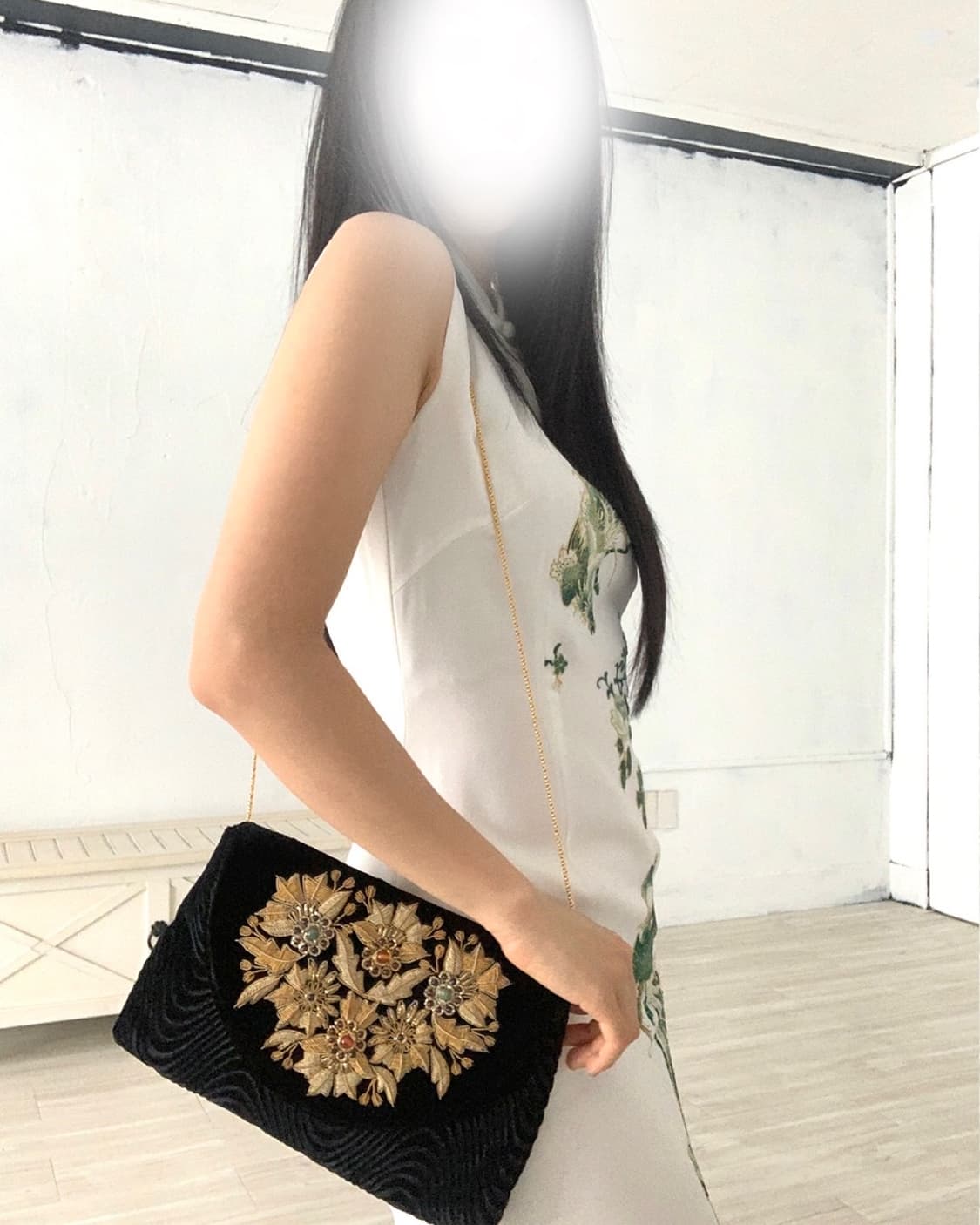 Black Velvet Gold Embroidery Mini Bag 상품이미지8