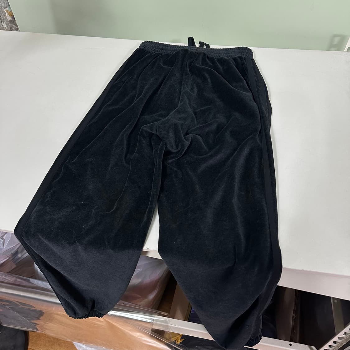 우먼M 아디다스 블랙 벨벳 트랙 조거팬츠 상품이미지5