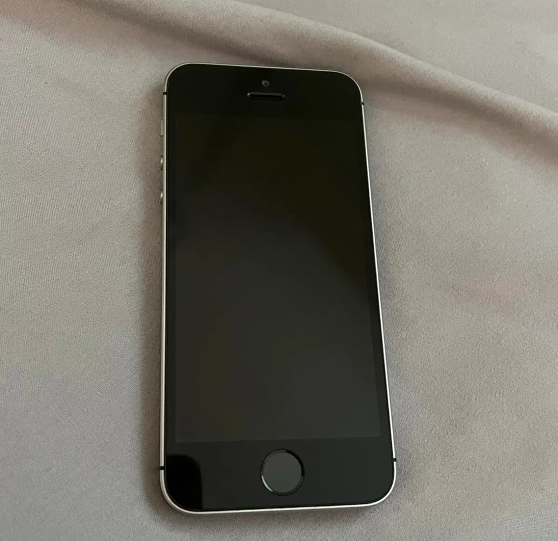 아이폰 se1 스페이스 그레이 16기가 상품이미지1