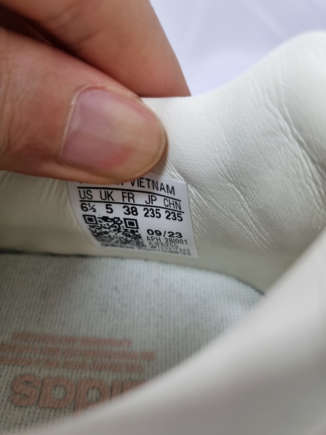 235 아디다스 라이벌리 로우 핑크 스니커즈 상품이미지4