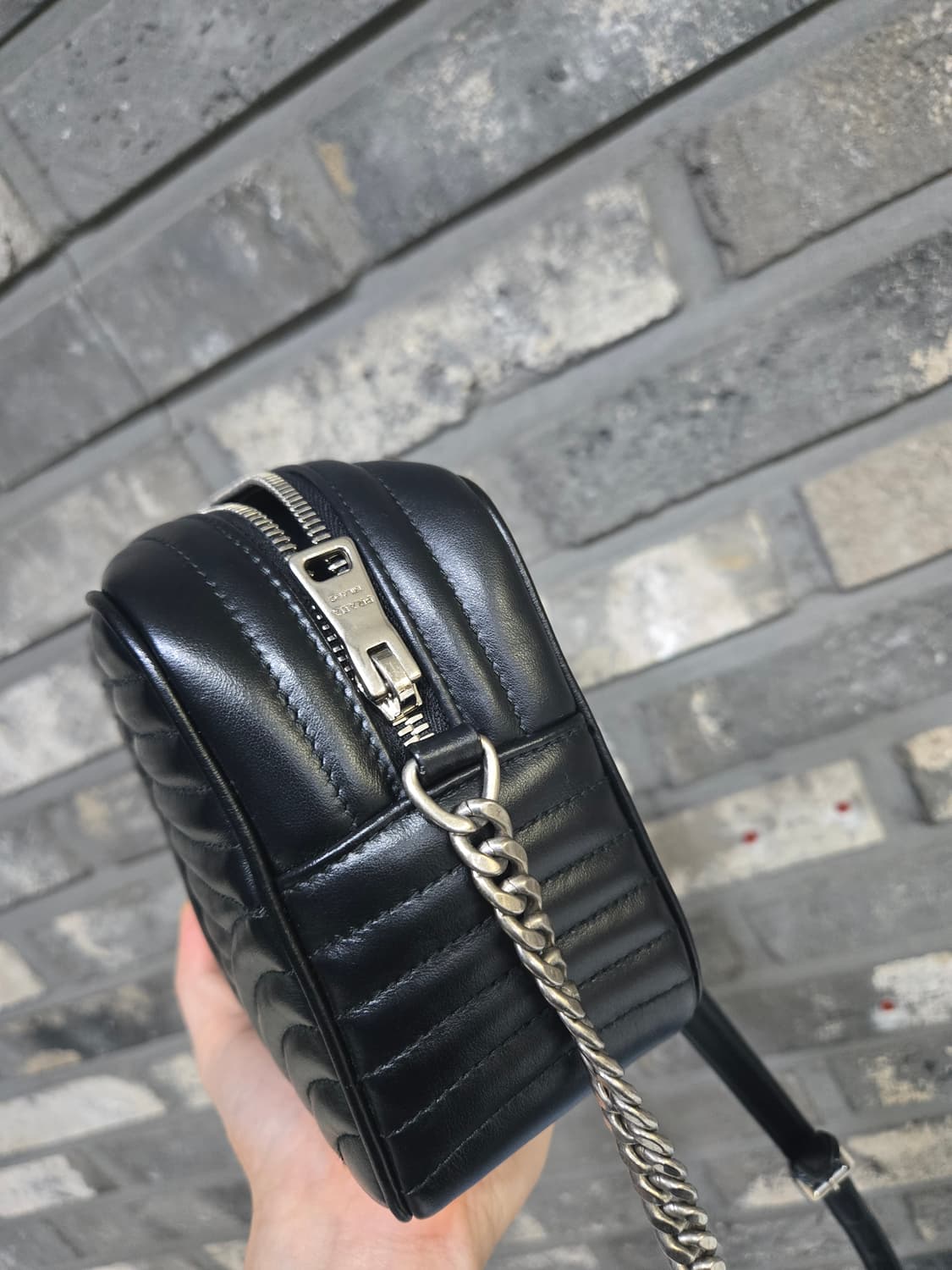 프라다 다이아그램 은장 상품이미지4