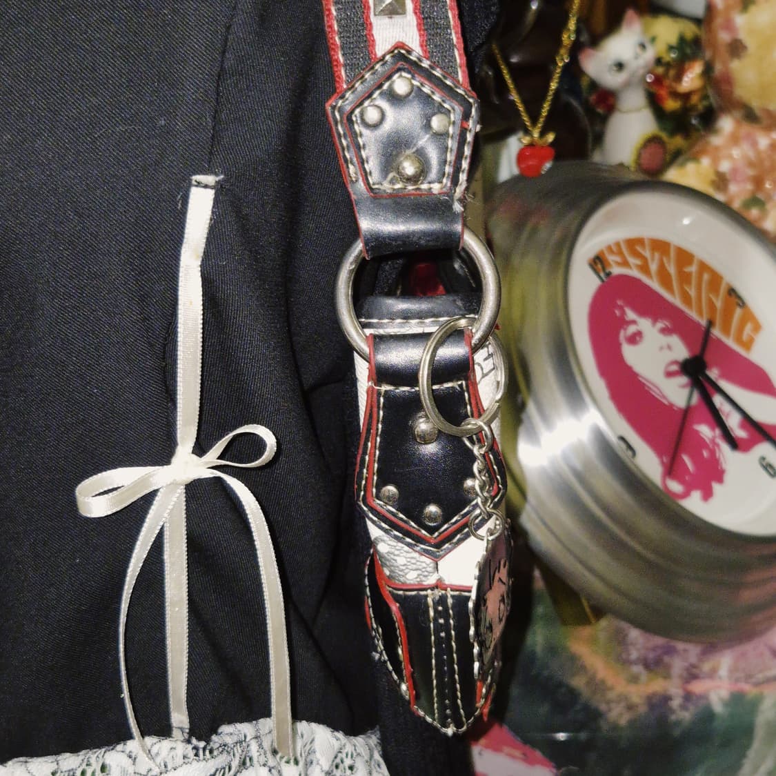 08s 레트로 베티붑 스터드 키링 레더 숄더백 상품이미지9