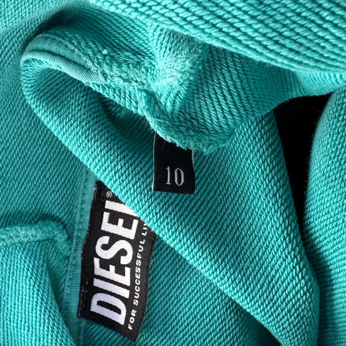 디젤 DIESEL 로고 크롭 후디 10Y 상품이미지5