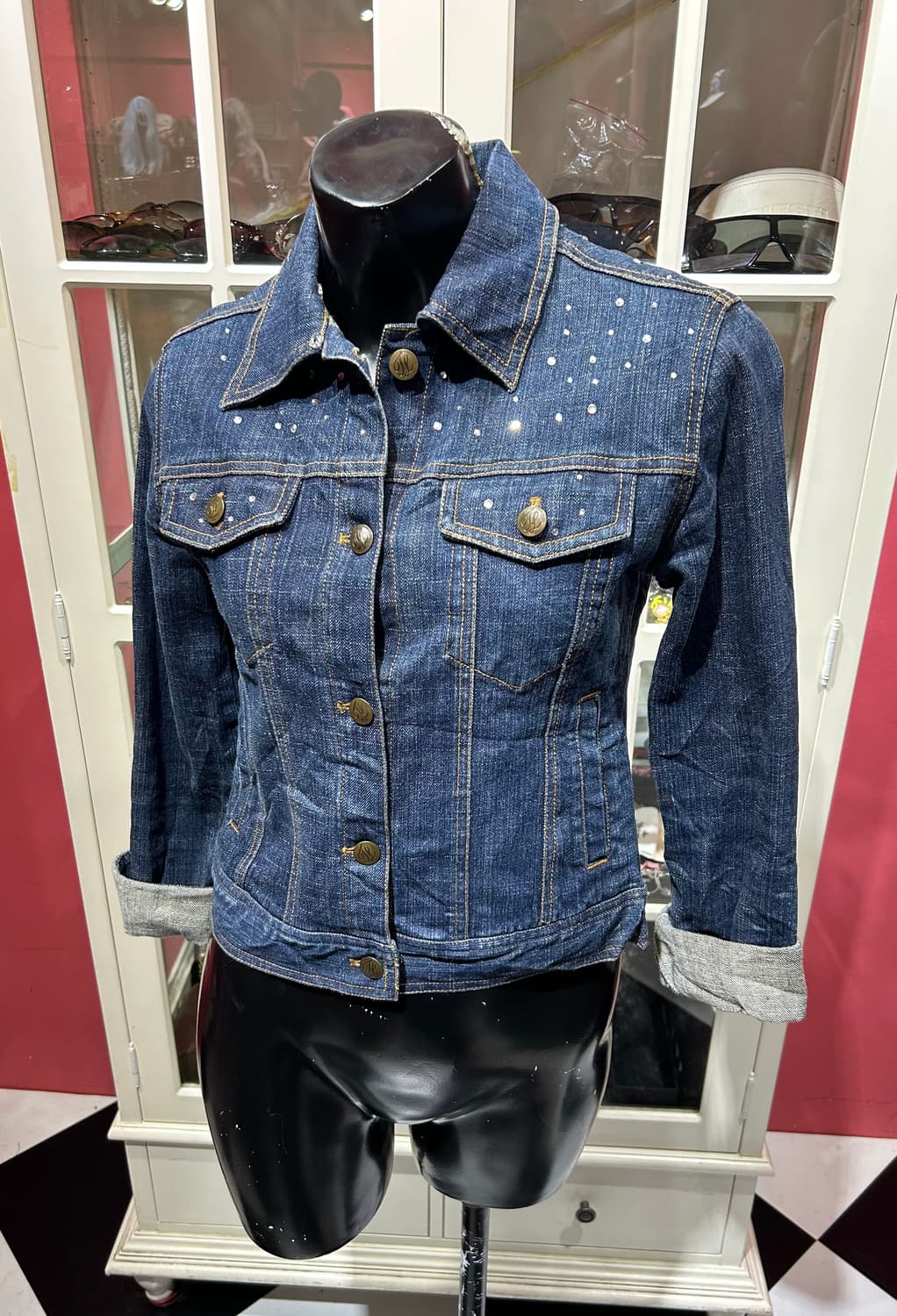 TRALALA denim jacket 트랄라라 큐빅 디테일 데님 자켓 상품이미지1