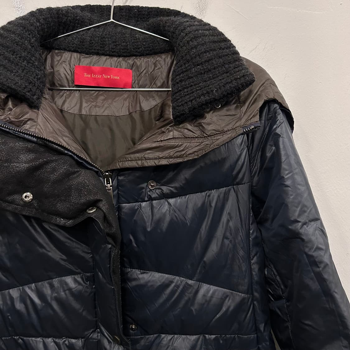 아이잗 바바 뉴욕 덕다운 글로시 카라 후드 롱패딩 상품이미지1