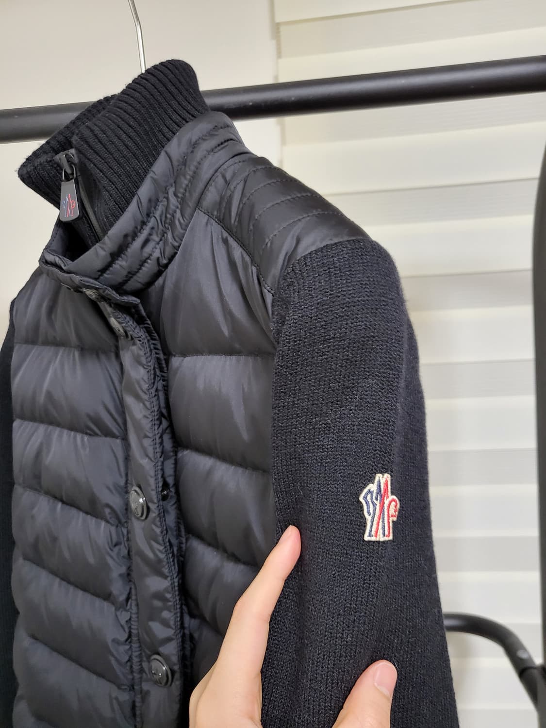 22FW 몽클레어 여성 니트패딩 s 상품이미지3