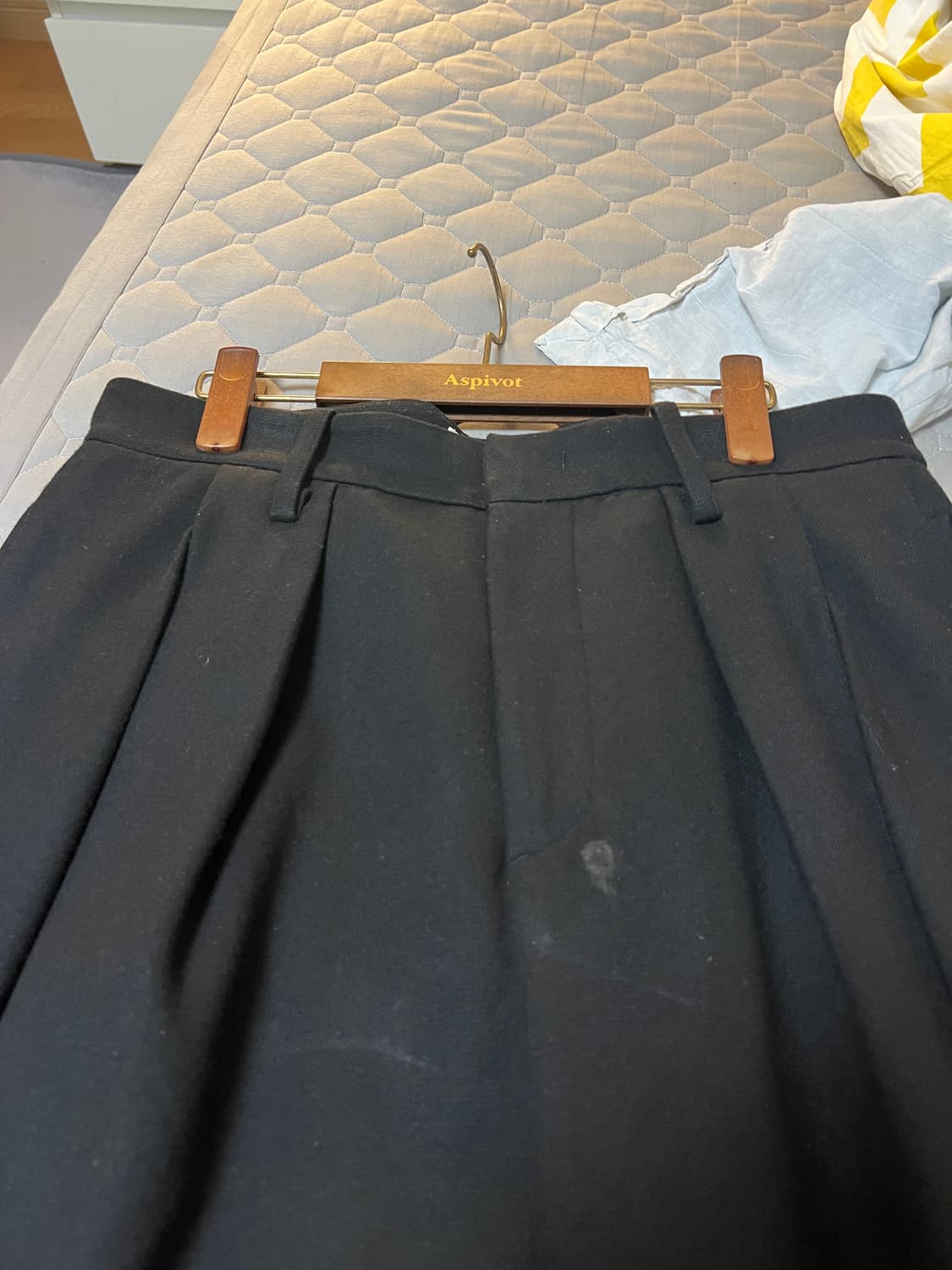 L 에스파이벗 맥시멀 드레이퍼리 인버티드 턱 와이드 슬랙스 블랙 상품이미지4