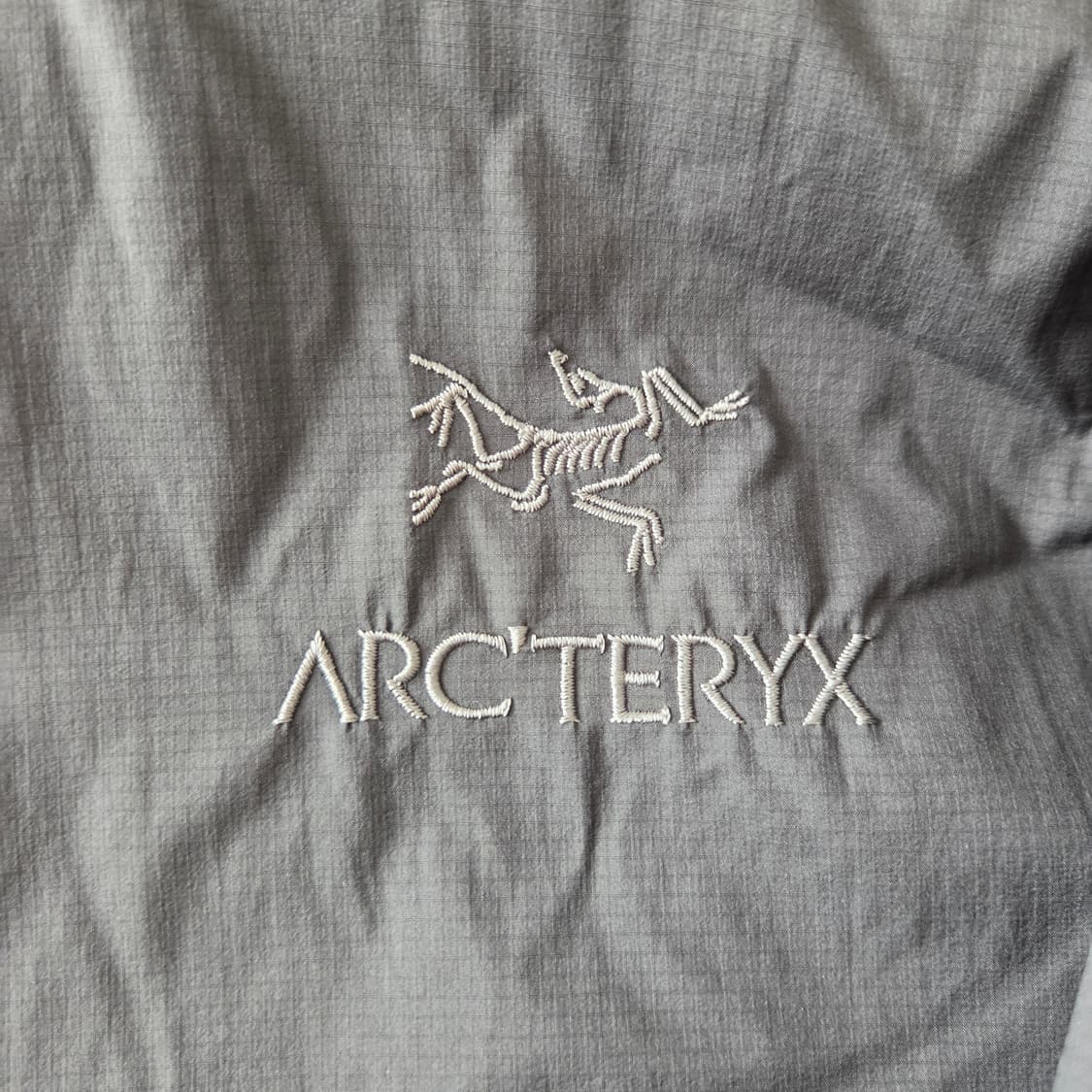 아크테릭스 아톰LT 그레이 L 상품이미지2