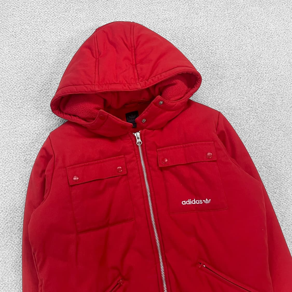아디다스 윈터 봄버 점퍼 레드 상품이미지3