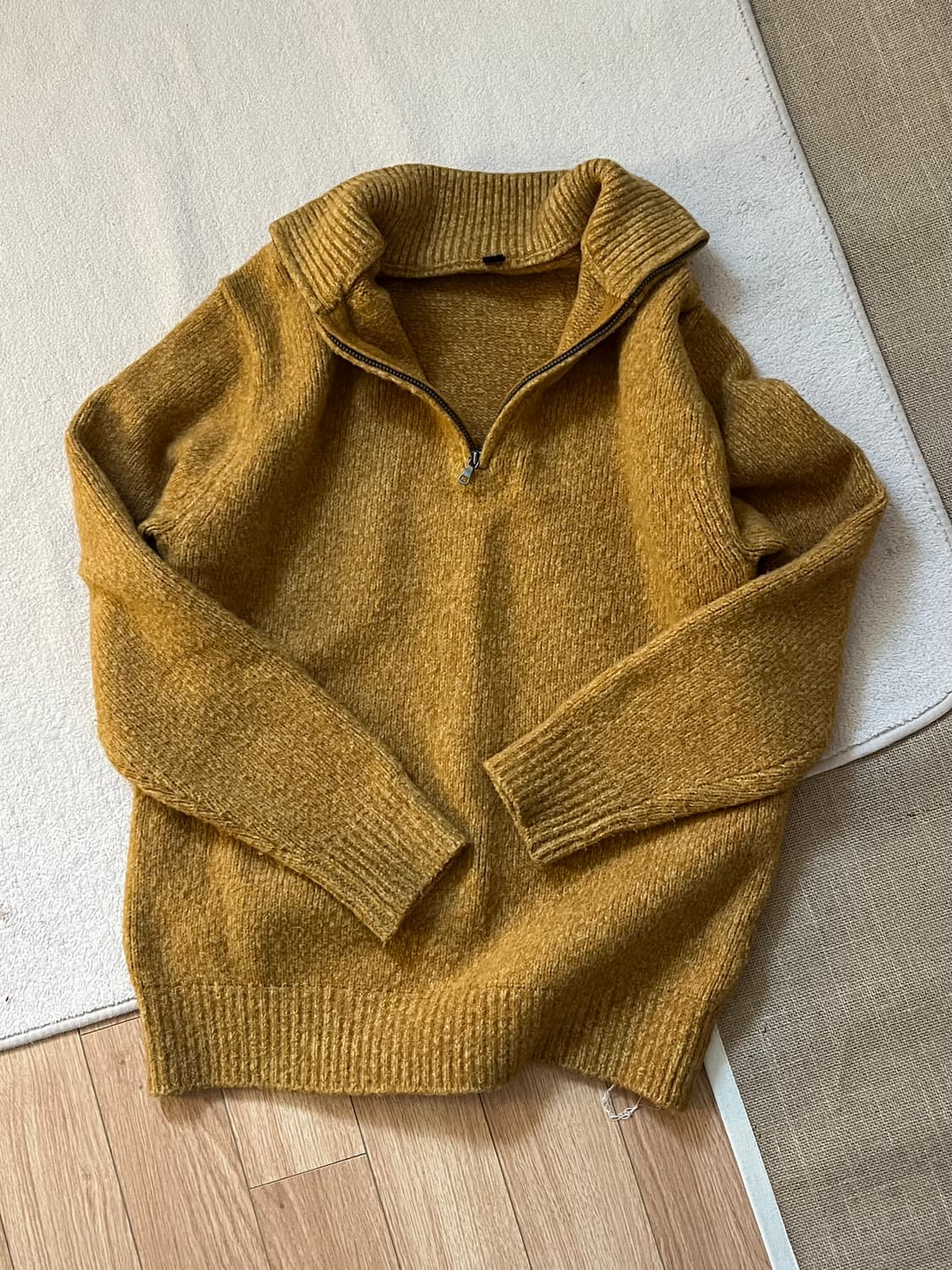 Uniqlo 유니클로 수플레 니트 상품이미지2