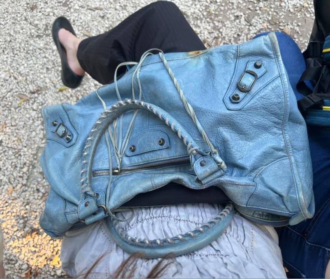 [A 정품] 발렌시아가 시티 모터백 라지 블루 상품이미지10