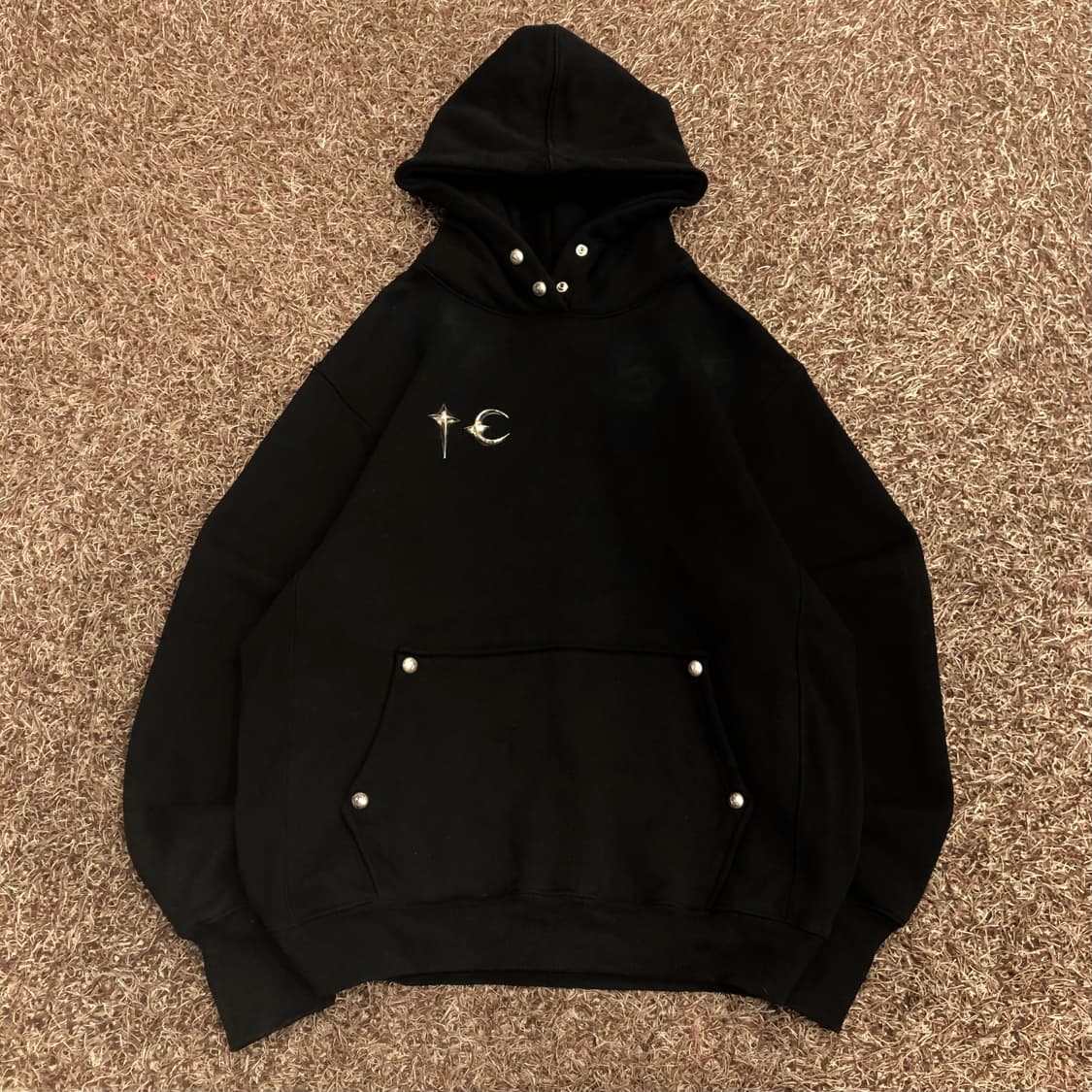 떠그클럽 아머 후드티 상품이미지1