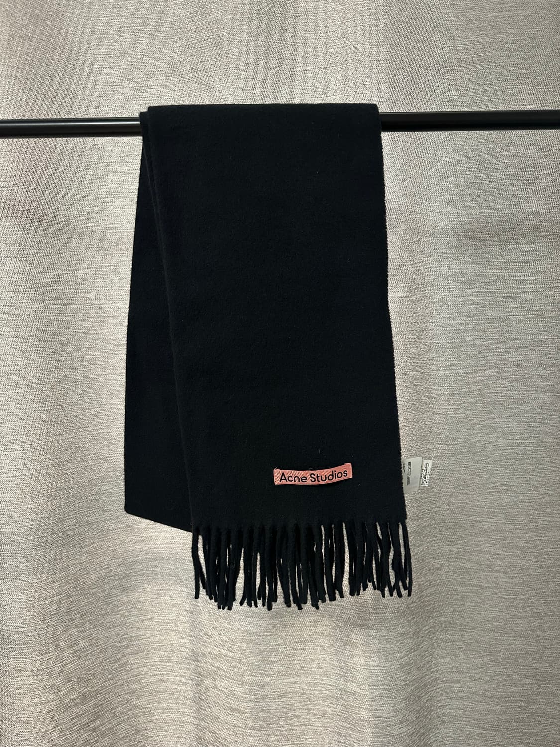 아크네스튜디오 머플러 블랙 (OS) 상품이미지1