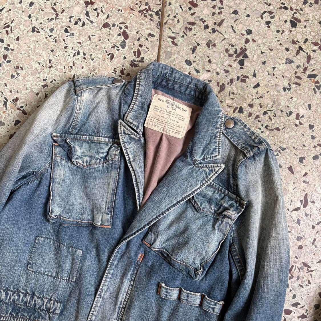 빈티지 페이딩 & 워싱 데님 필드 자켓 상품이미지2