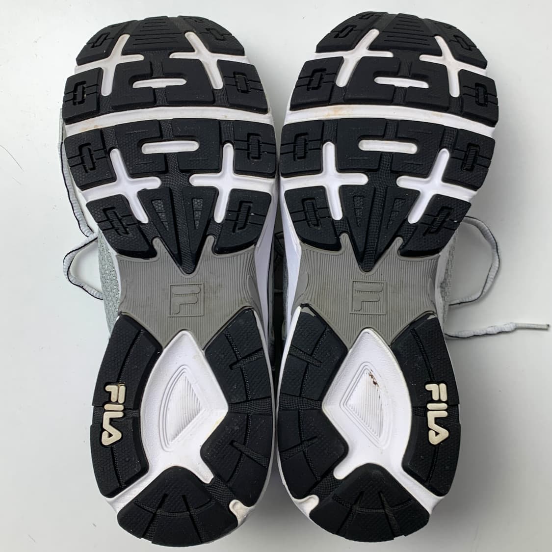 [250/정품] 휠라 스피드 스트라이드 운동화 신발
 상품이미지6