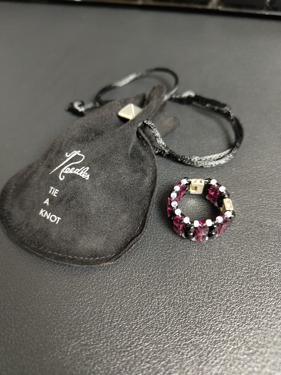 [NEEDLES x TIE A KNOT] 크리스탈 비즈 더블링 16호 상품이미지1