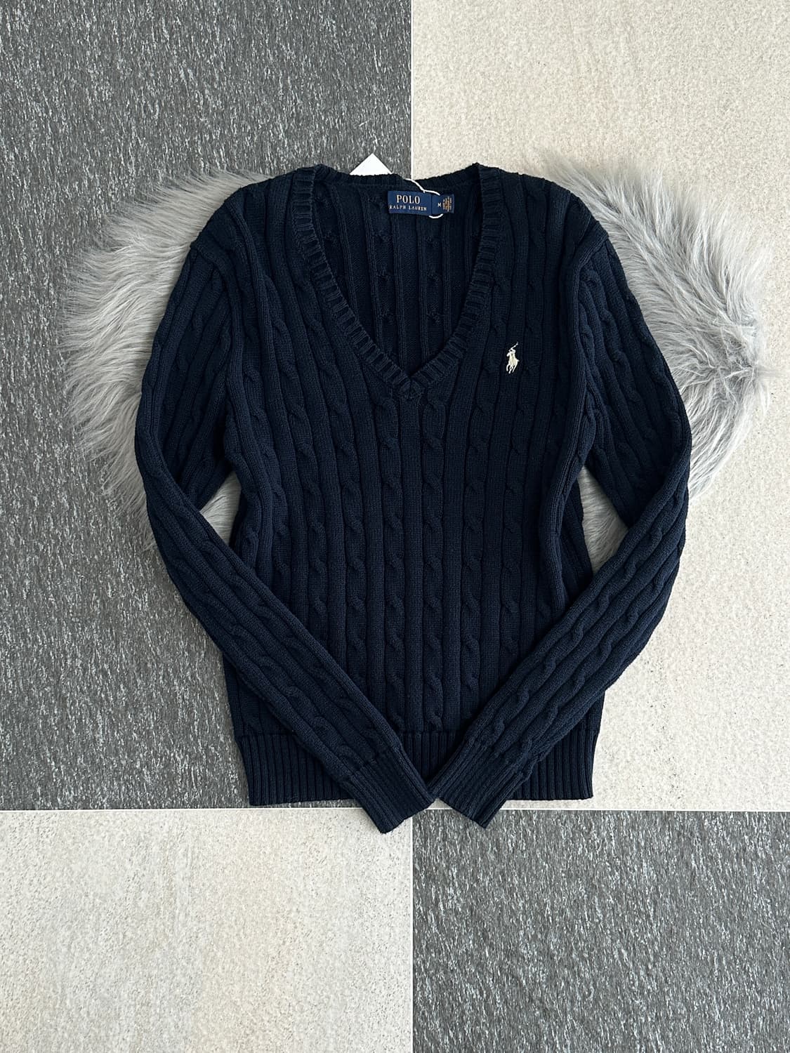 폴로 랄프로렌 네이비 V넥 케이블 니트  상품이미지3
