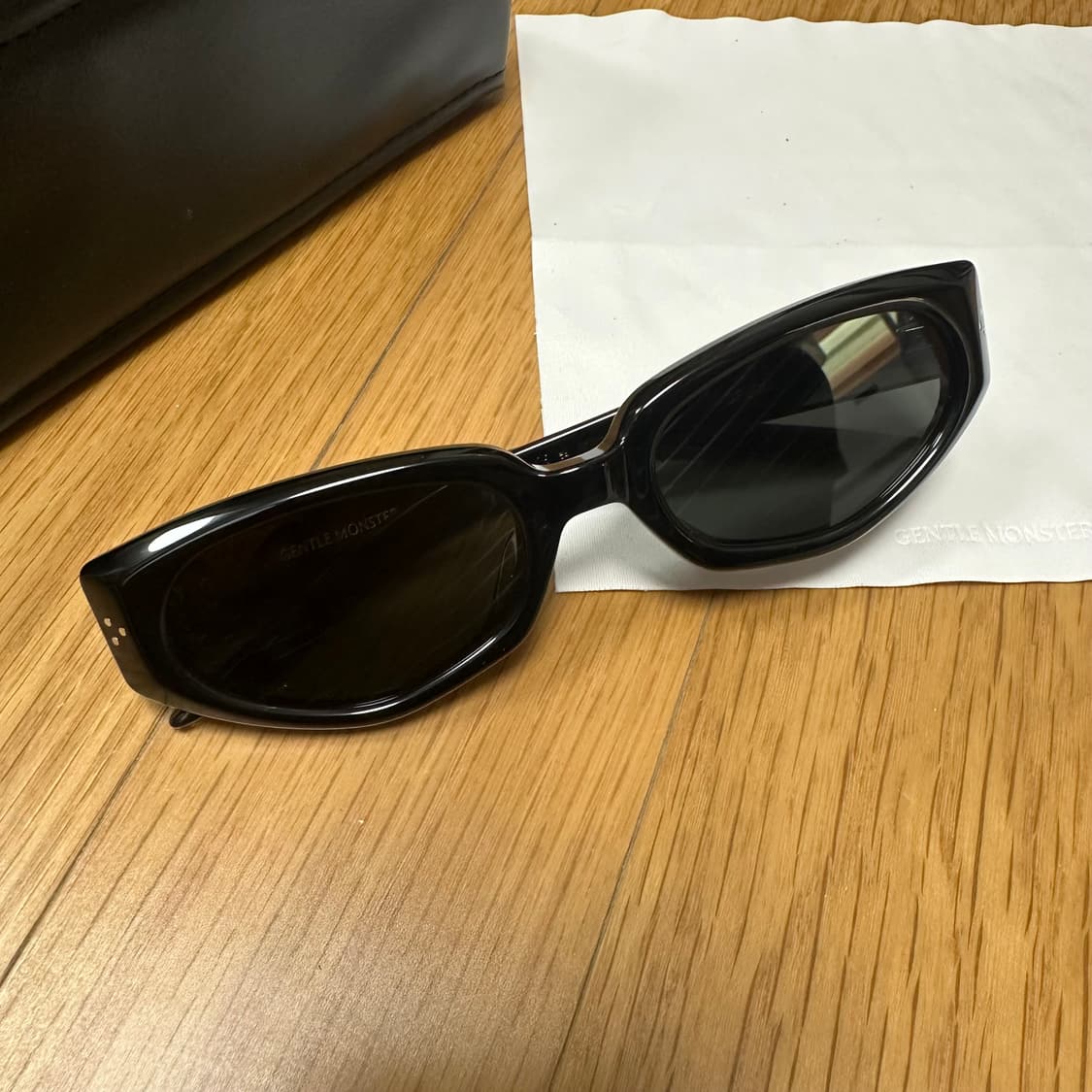 젠틀몬스터 Devon 선글라스 상품이미지6