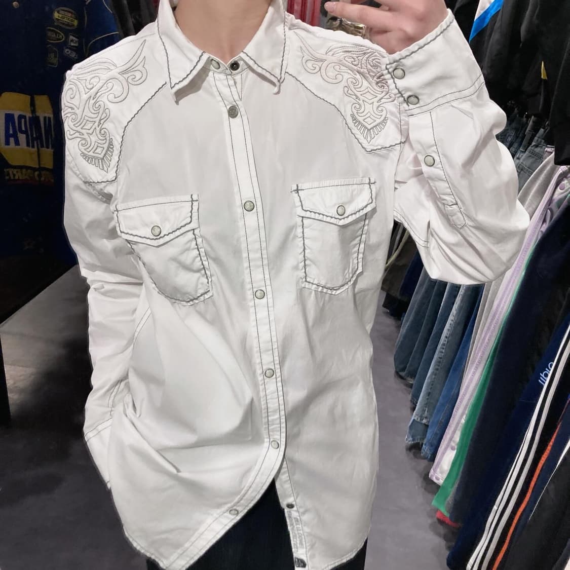 [IM] vtg 웨스턴 자수 투포켓 셔츠 화이트 상품이미지2