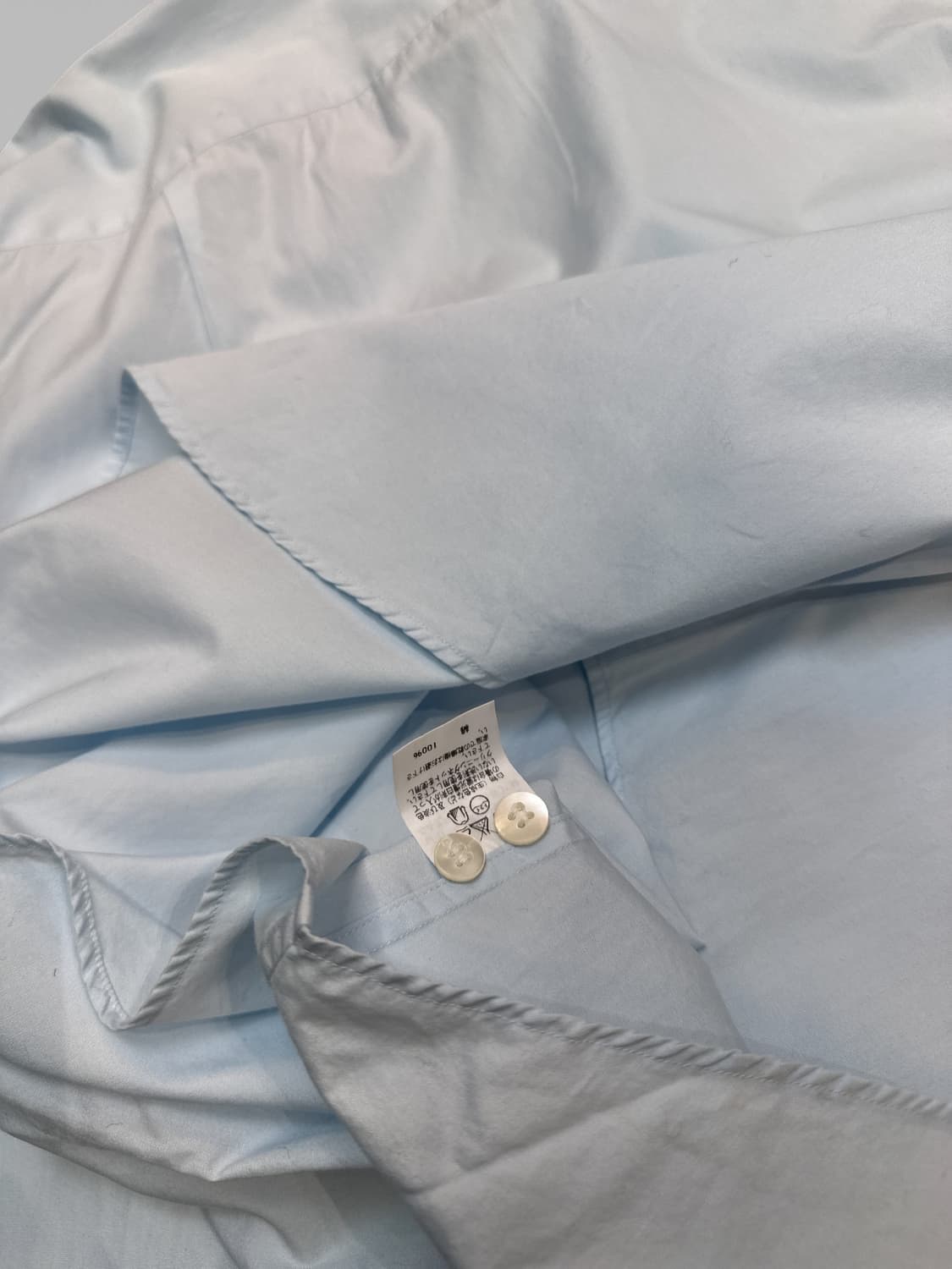 Issey Miyake MEN Hidden Button Shirt 상품이미지10