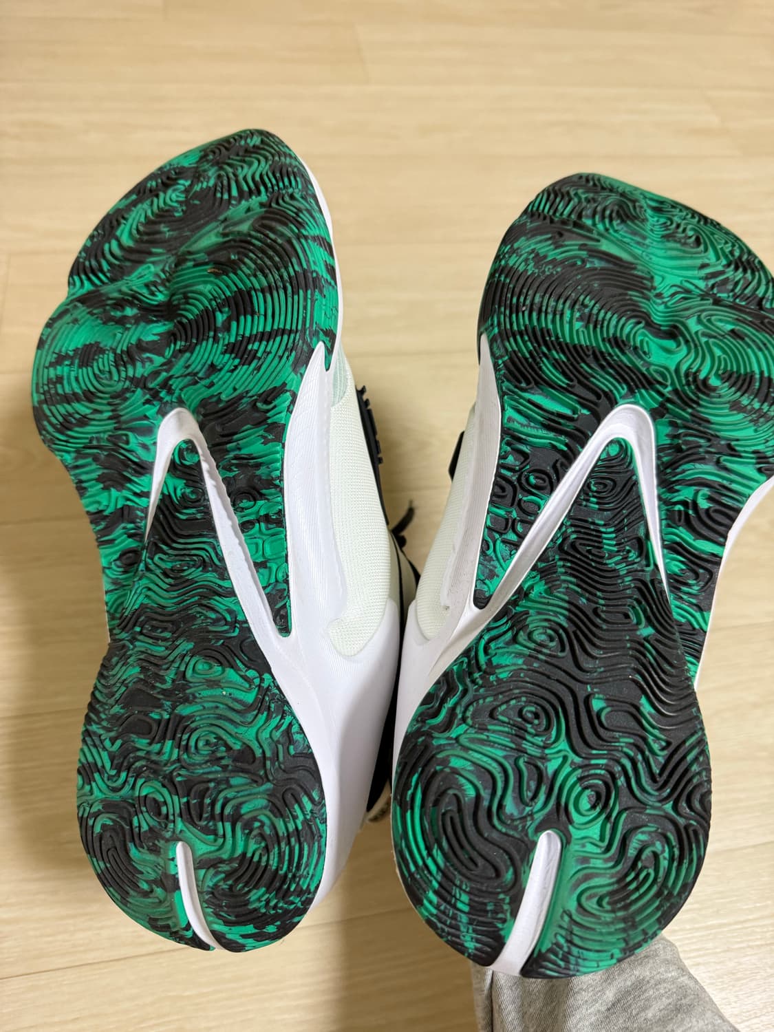 나이키 줌프릭 3 클리어 에메랄드 295 상품이미지7