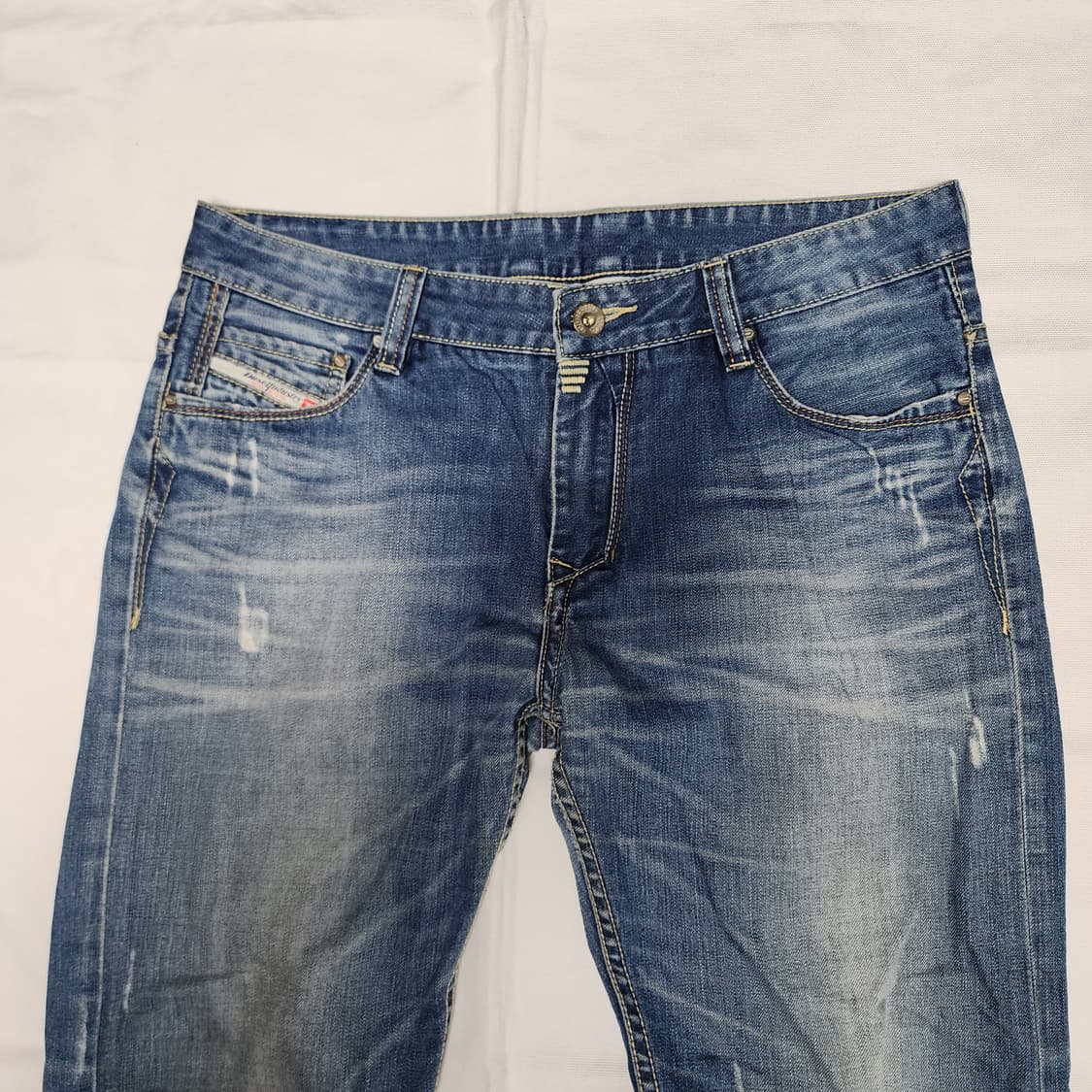 디젤 빈티지 연청 워시드 팬츠 상품이미지4