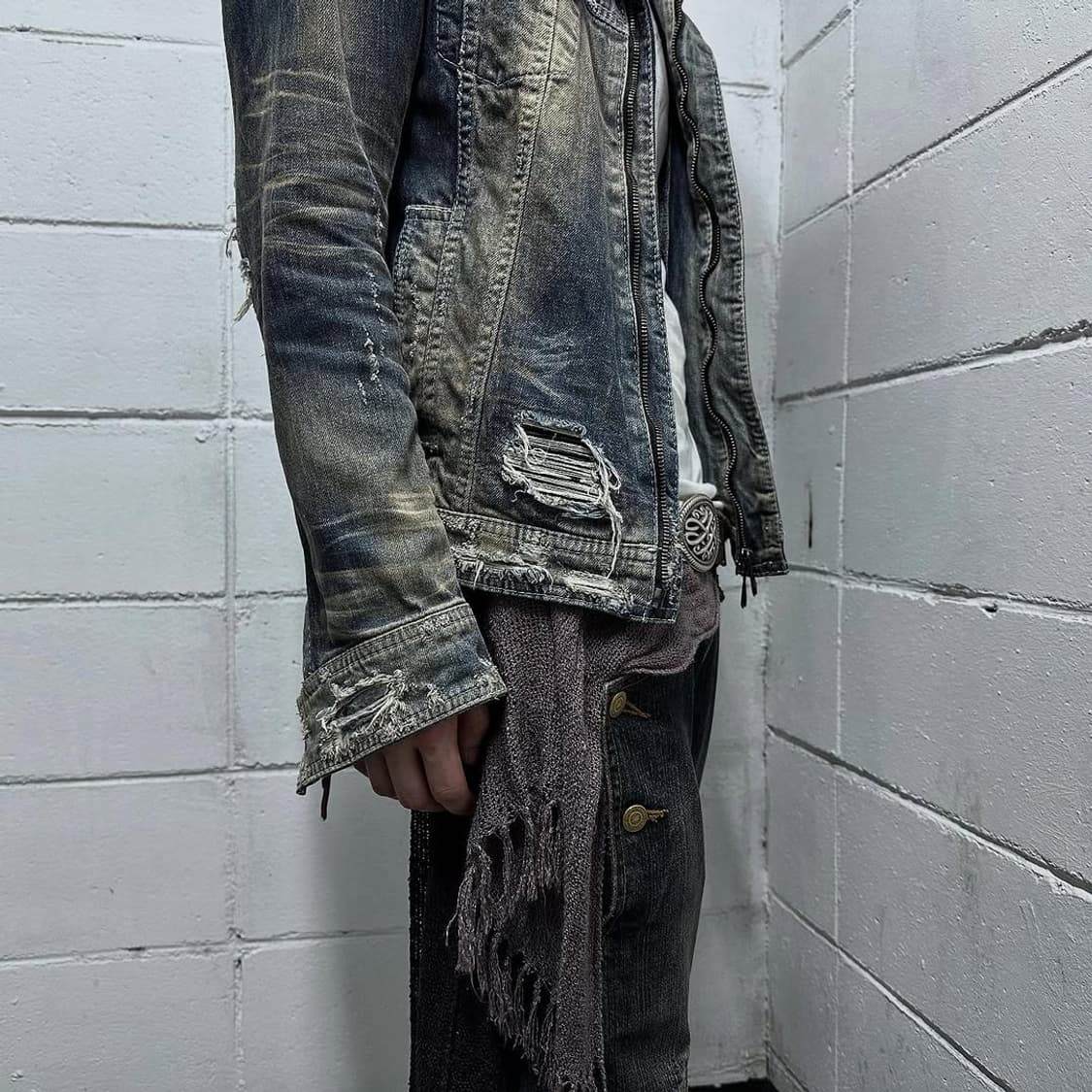 14th addiction distressed denim jacket 상품이미지4