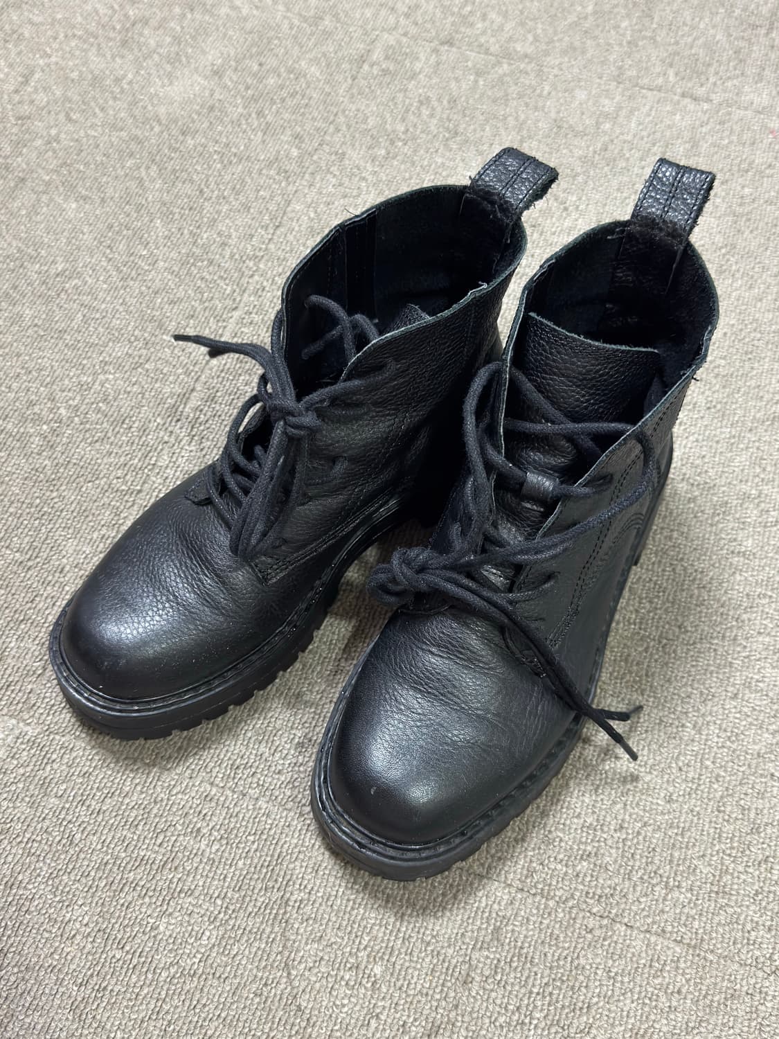 자라(ZARA) 천연 소가죽 레이스업 워커 부츠 (225 / 35) 상품이미지1