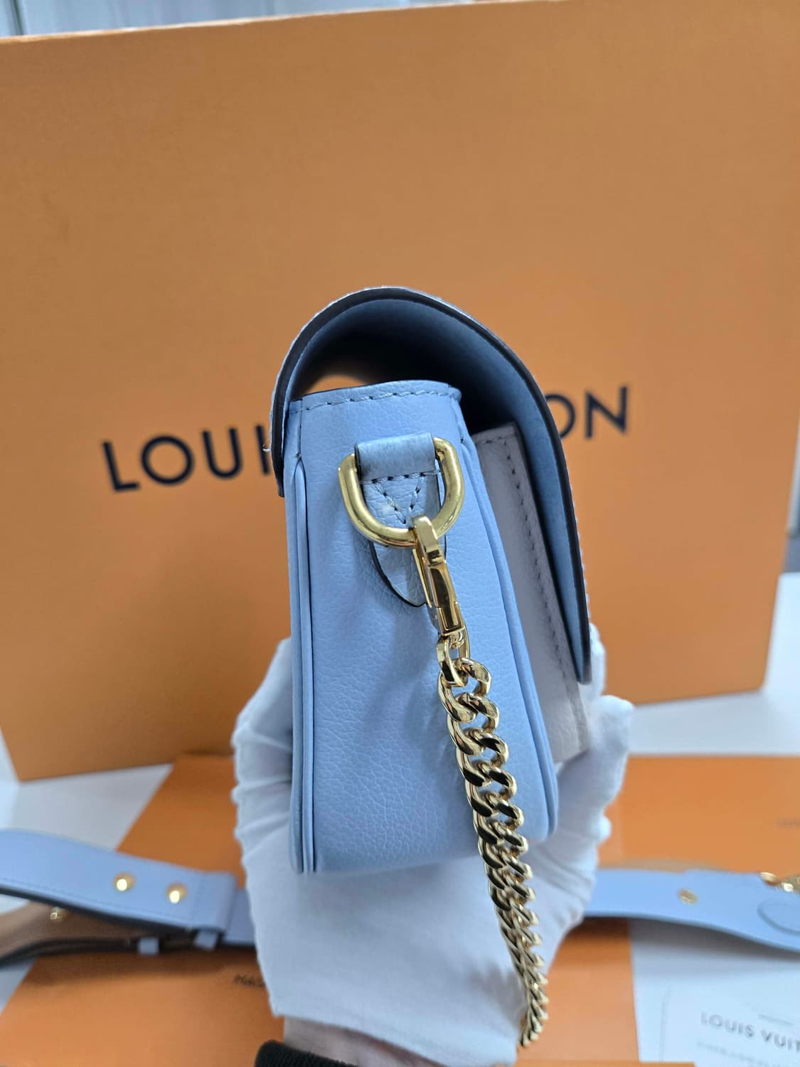 [40%할인] 루이비통 락미 텐더 숄더백 상품이미지3