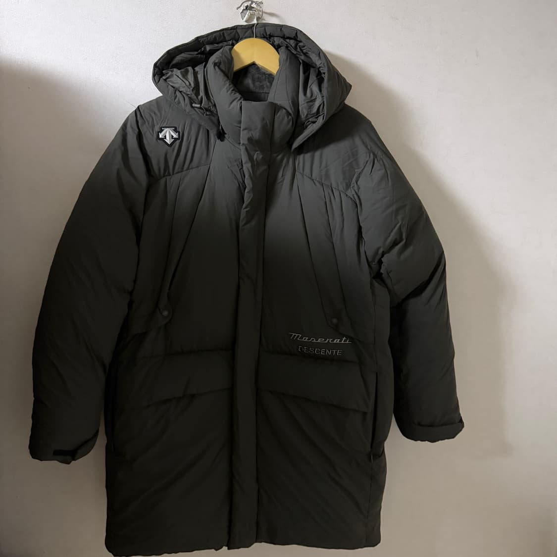 데상트 x 마세라티 남성 거위털 다운점퍼 XL (105-슬림 110) 상품이미지1