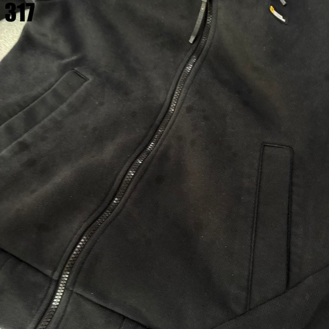 네셔널지오그래픽 블랙 후드집업 상품이미지6