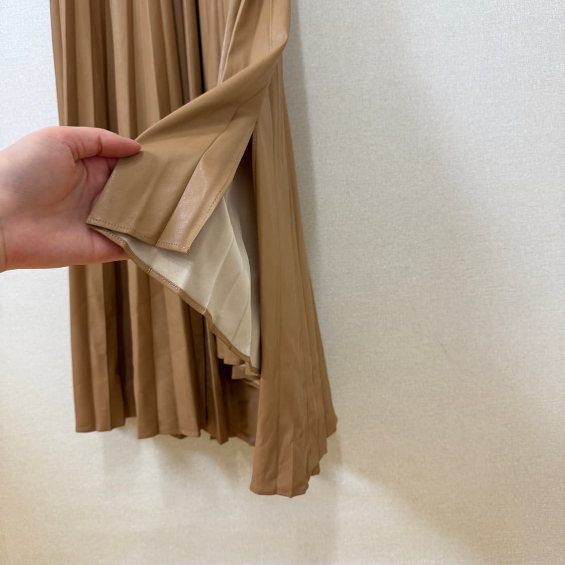 F 한섬 SYSTEM 플리츠 레이어드 원피스 상품이미지5