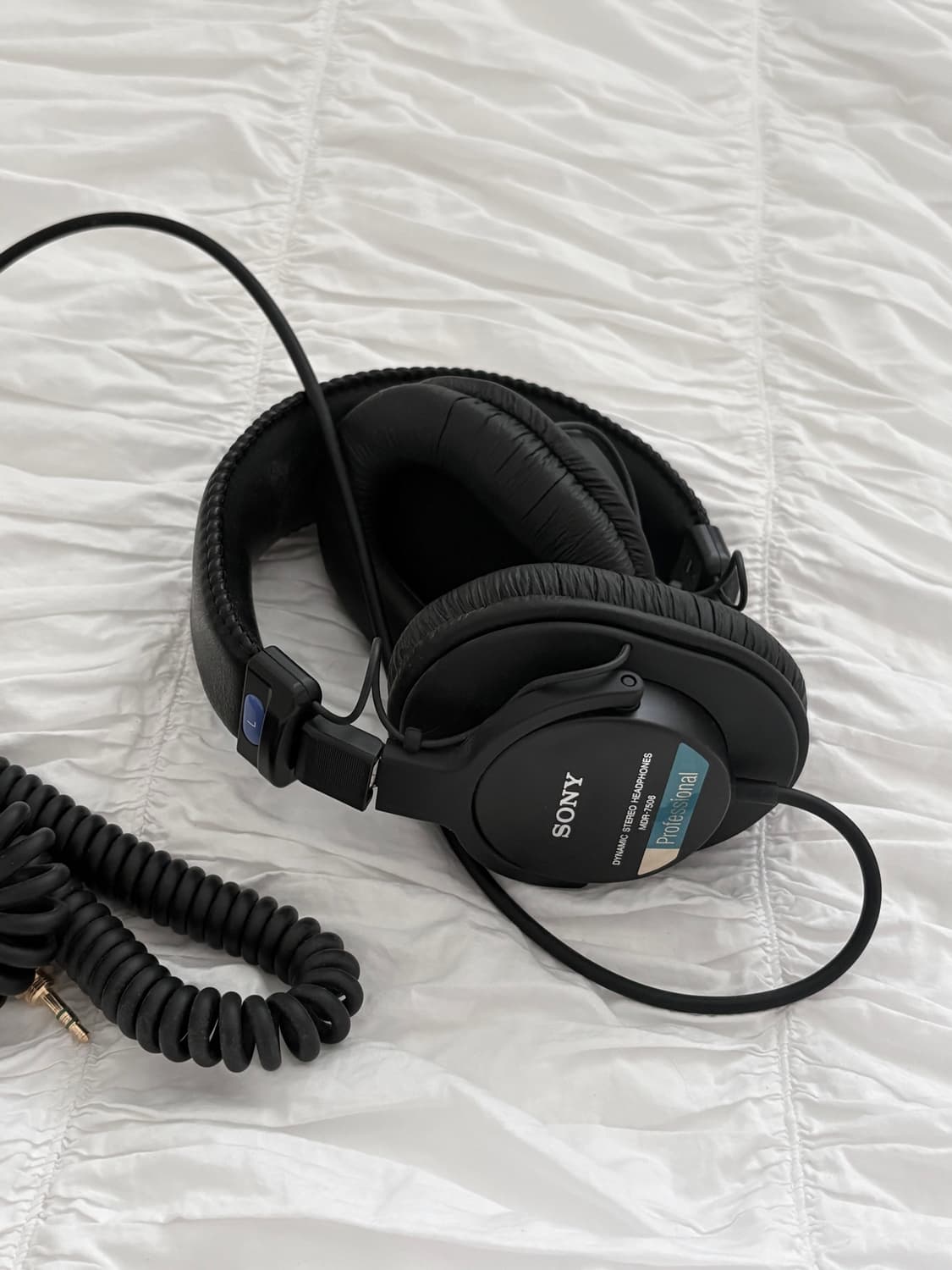 소니 모니터링 헤드폰 헤드셋 MDR-7506 상품이미지2
