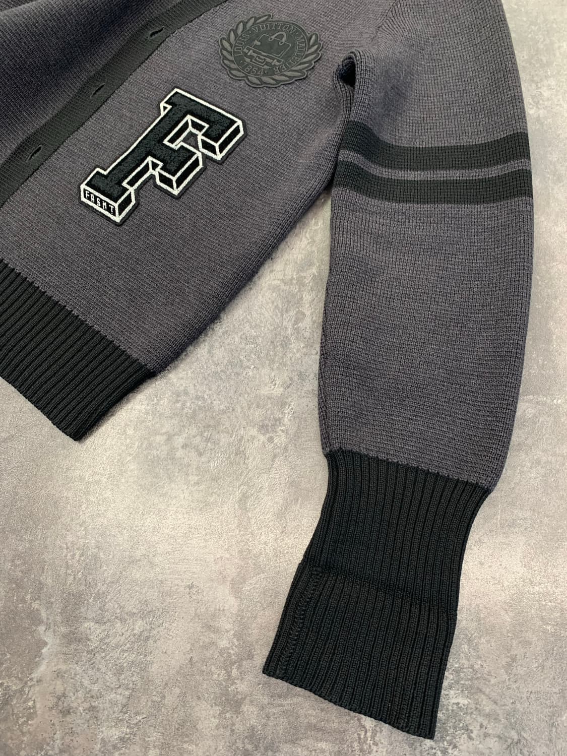 루이비통 X 프라그먼트 17 / AW 카디건(헤비 울)M 사이즈 상품이미지5