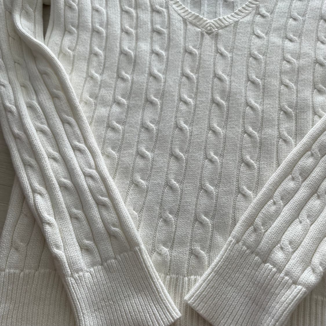 폴로 브이넥 케이블 니트 여성m 상품이미지4