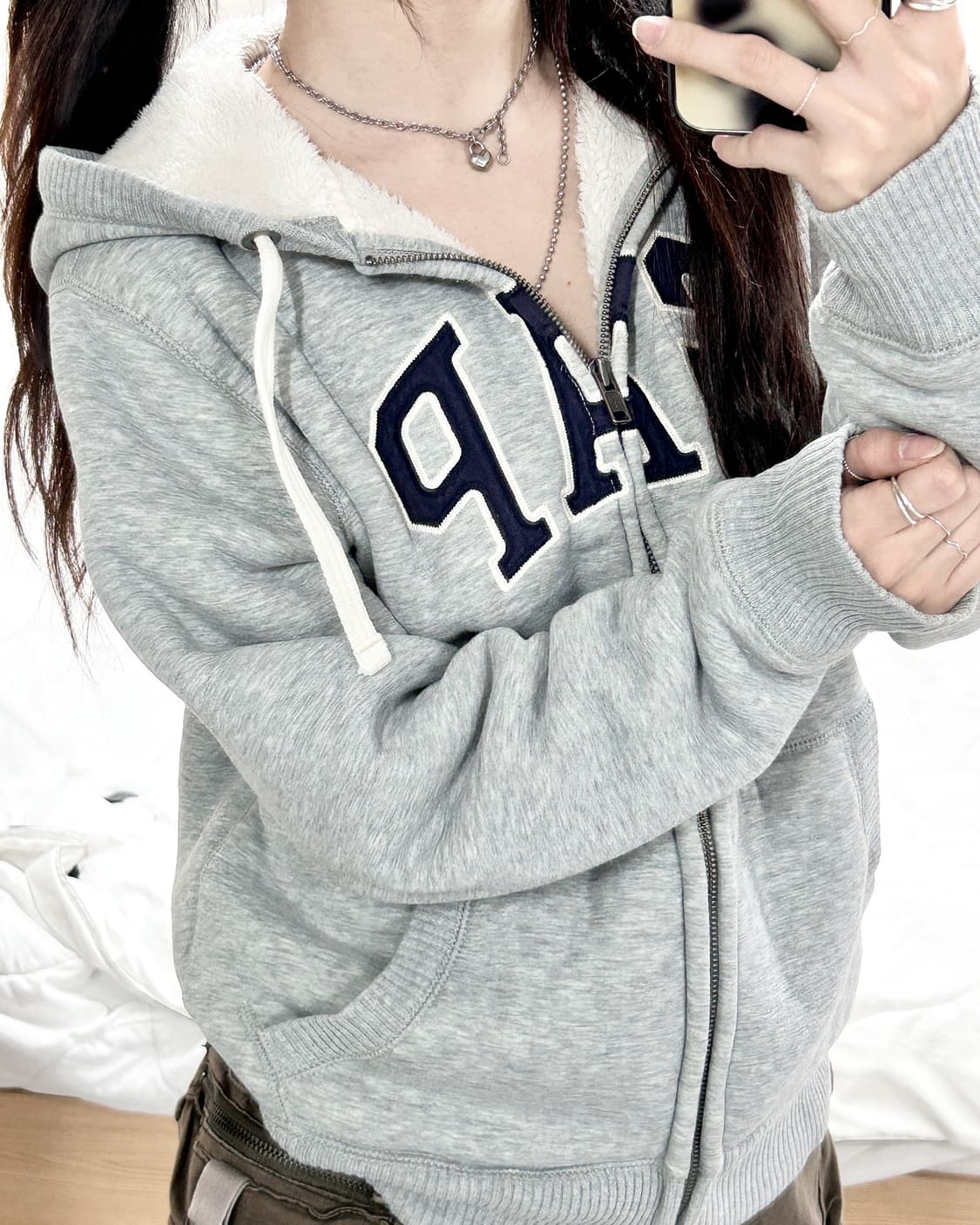 갭 빅로고 양털 후드집업 상품이미지2