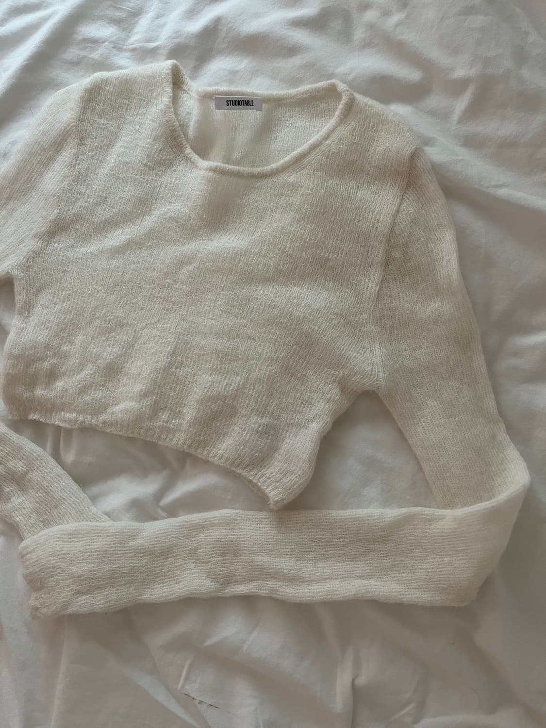 *판매중단예정* 스튜디오테이블 크롭 니트 상품이미지4