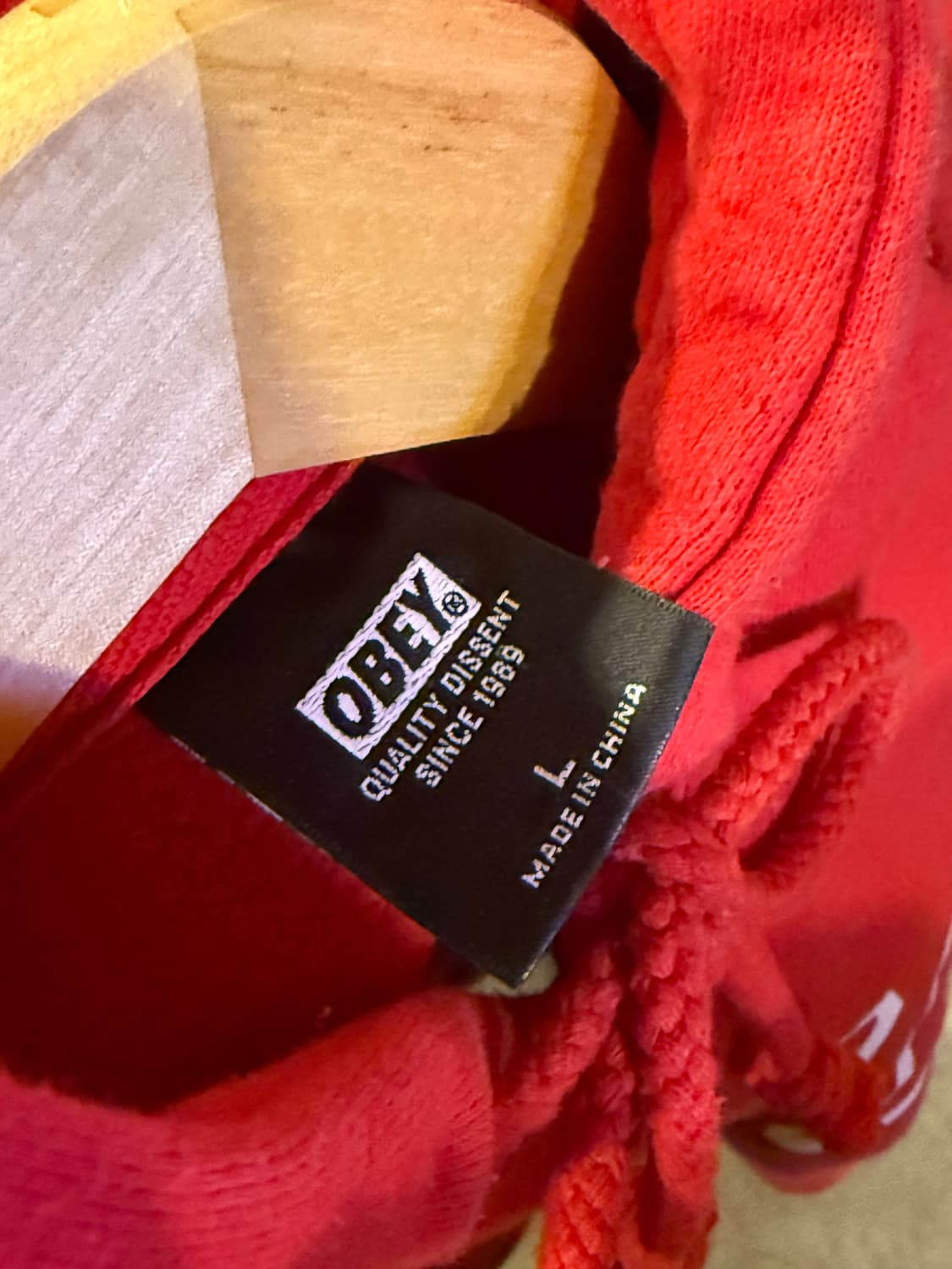 오베이 레드 후드티 상품이미지2