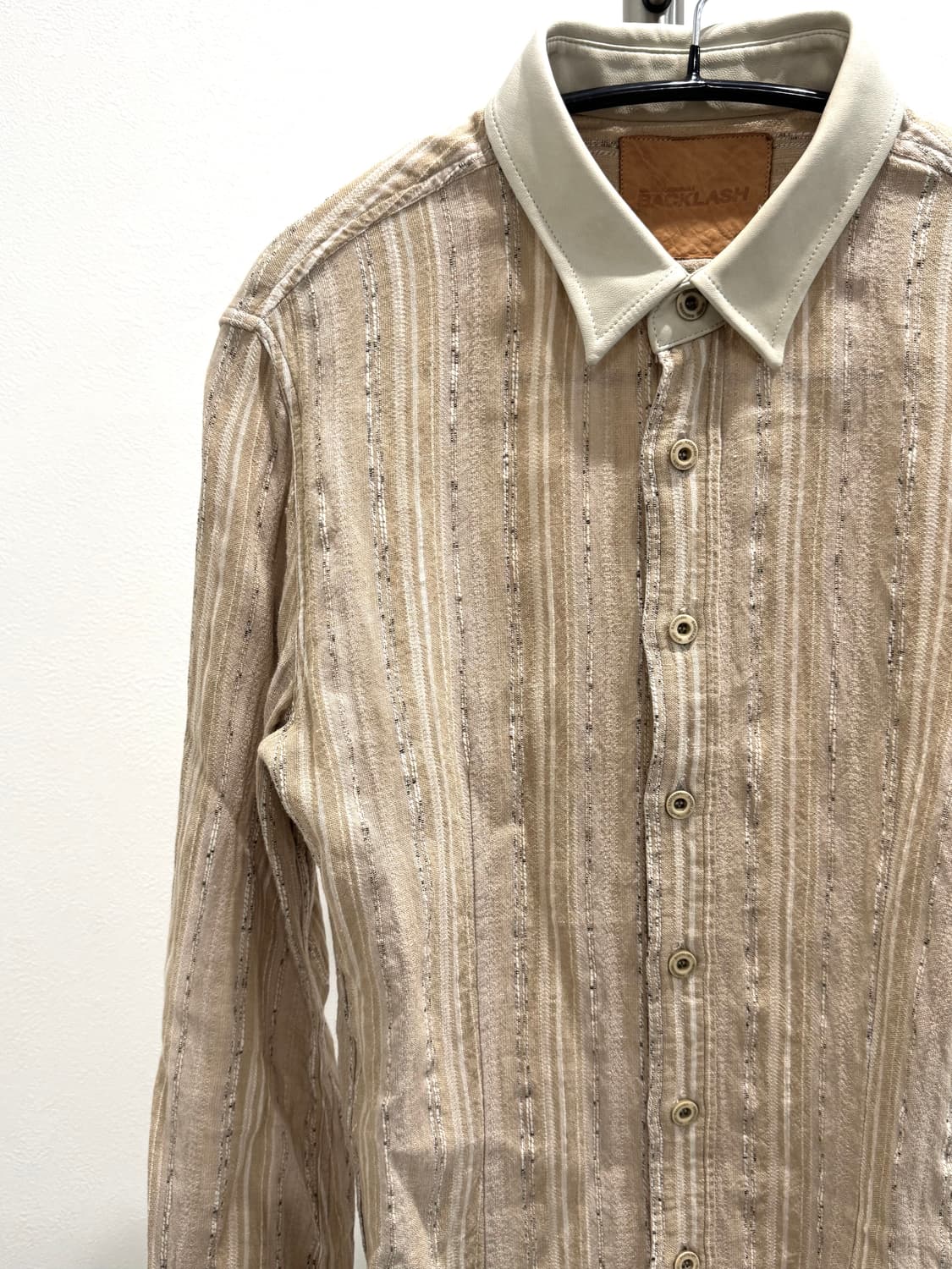 이사무 카타야마 백래쉬 린넨 쉽레더 카라 셔츠 상품이미지2