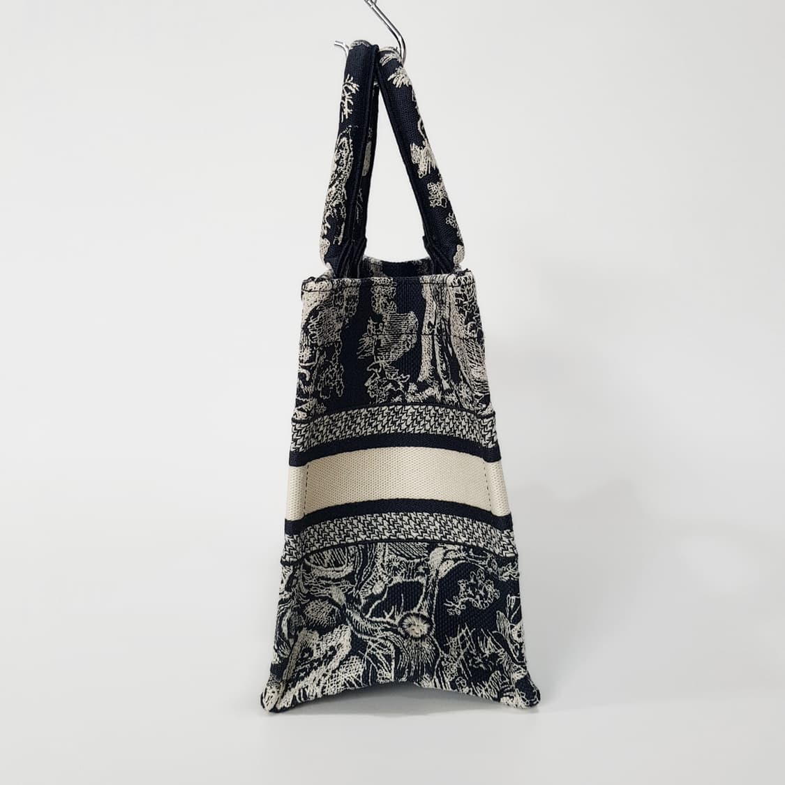 디올 북 토트백 스몰 뜨왈 드 주이 리버스 자수 상품이미지4