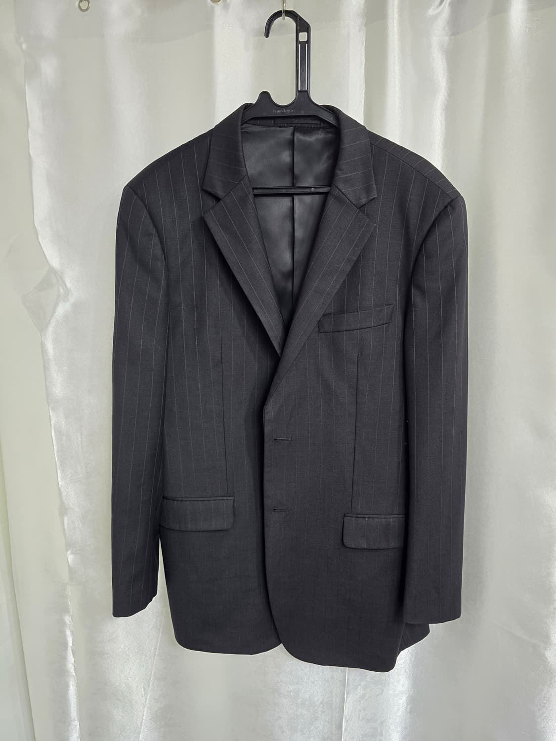 우영미 블랙 스트라이프 정장 자켓 (1786) 상품이미지1