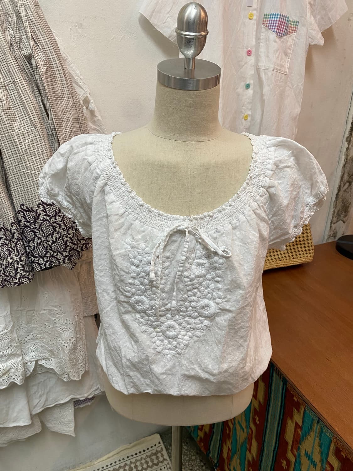 유럽빈티지 자수셔츠 상품이미지1