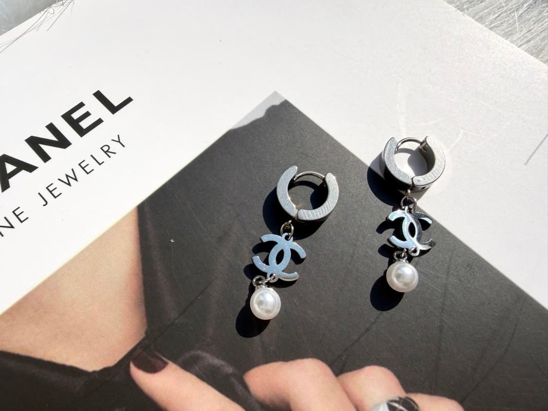 샤넬 링 실버 드롭 진주 이어링 상품이미지5
