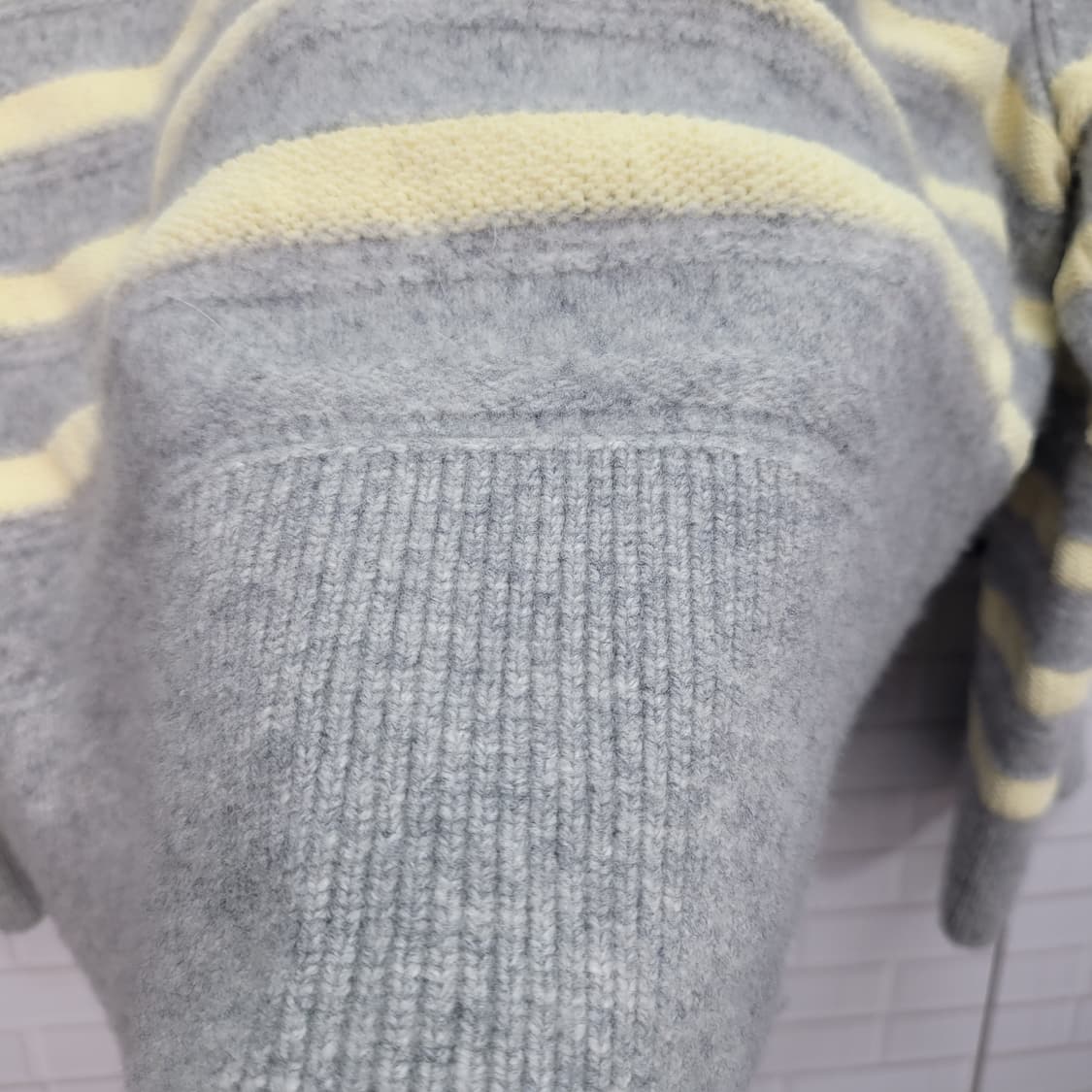 2024년 한섬 시스템 스트라이프 크롭 니트 스웨터 F(90)사이즈 상품이미지7