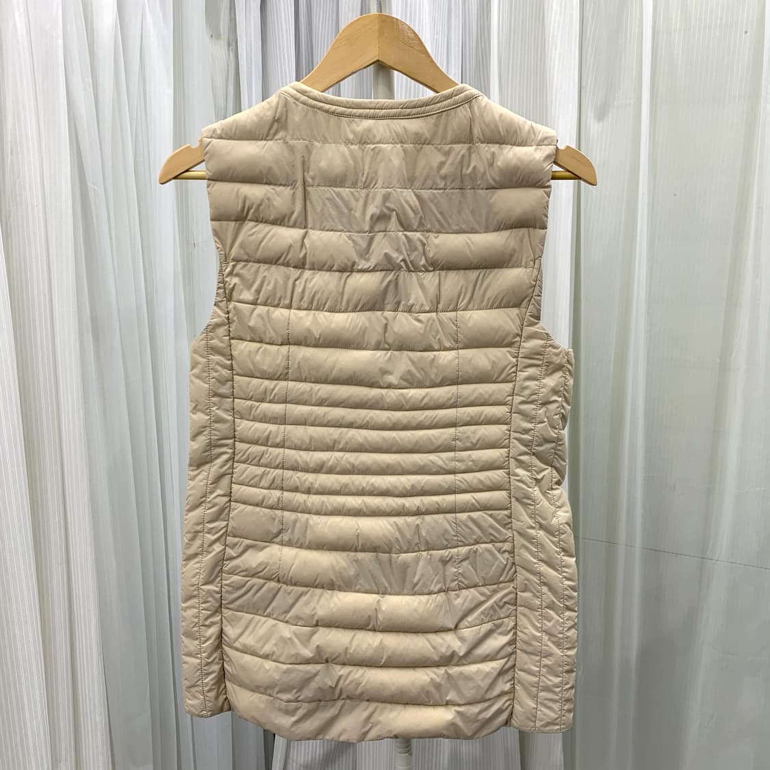 쏠레지아 'S SOLEZIA 슬림 경량 패딩 조끼 1698 상품이미지3