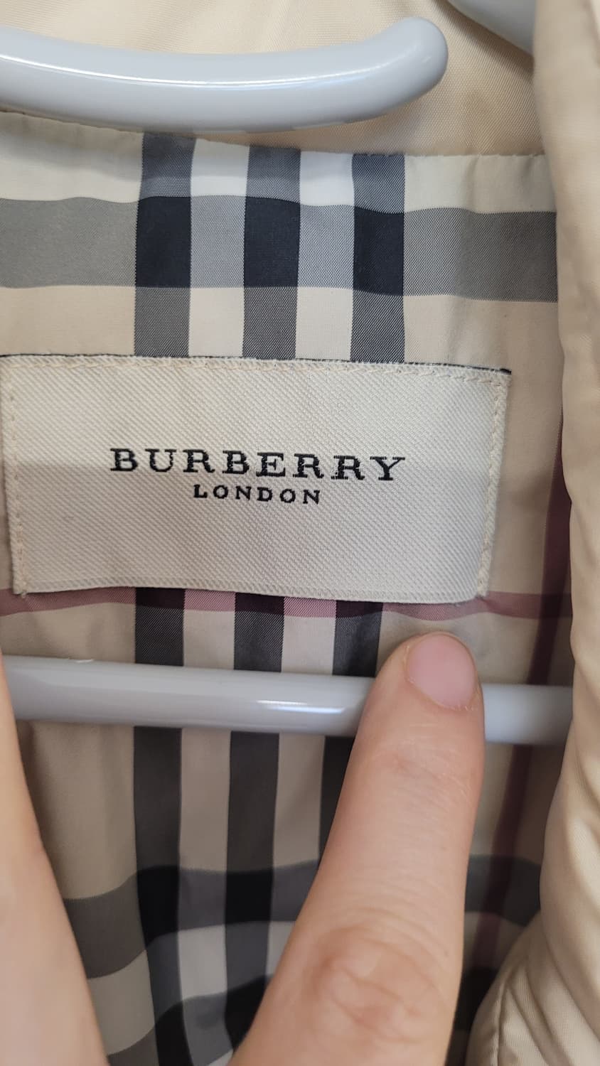 버버리  정품 여성 패딩 자켓-S사이즈 상품이미지6