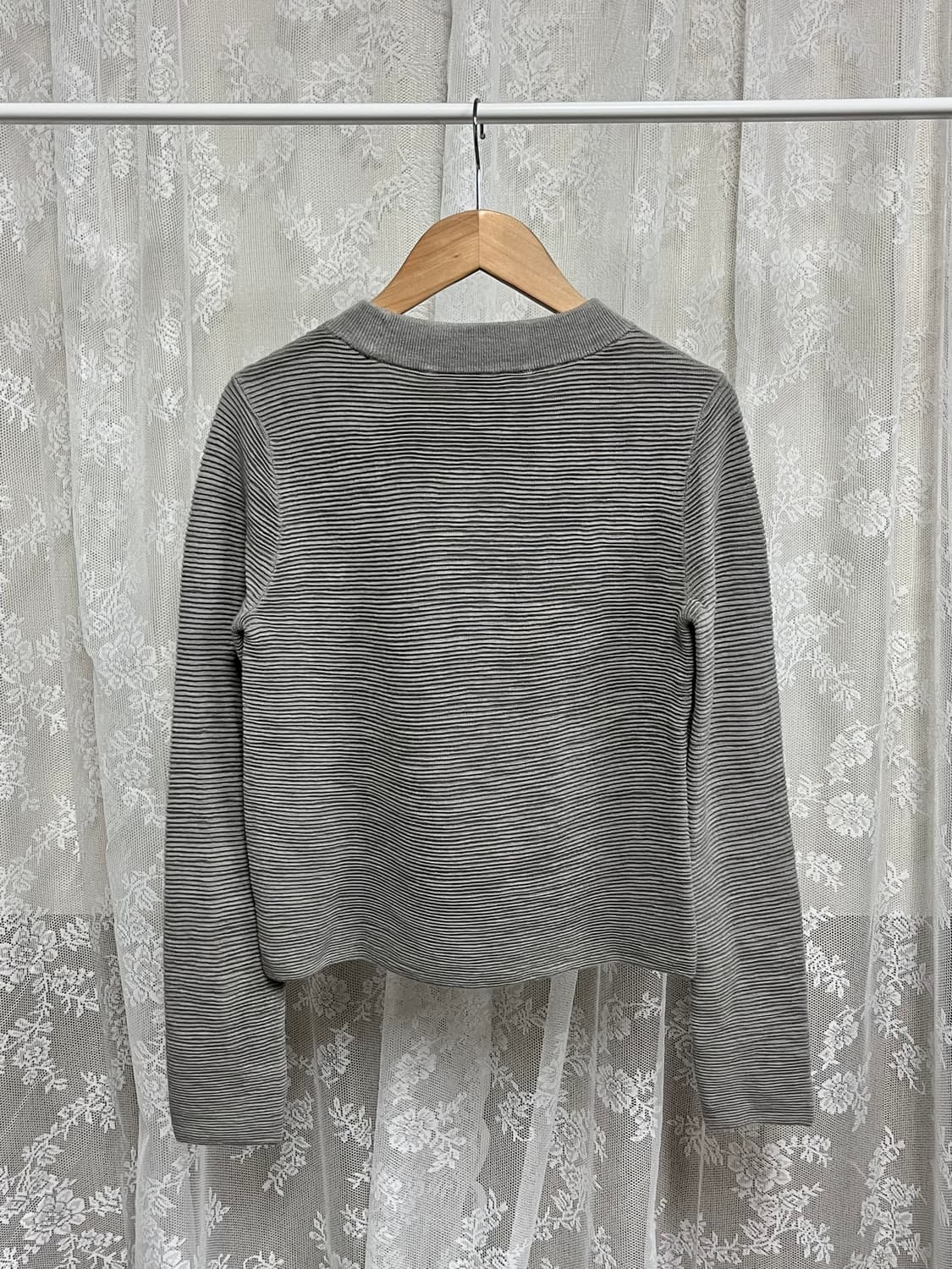 XS) 새상품 클럽모나코 울 니트 티셔츠 그레이 상품이미지2