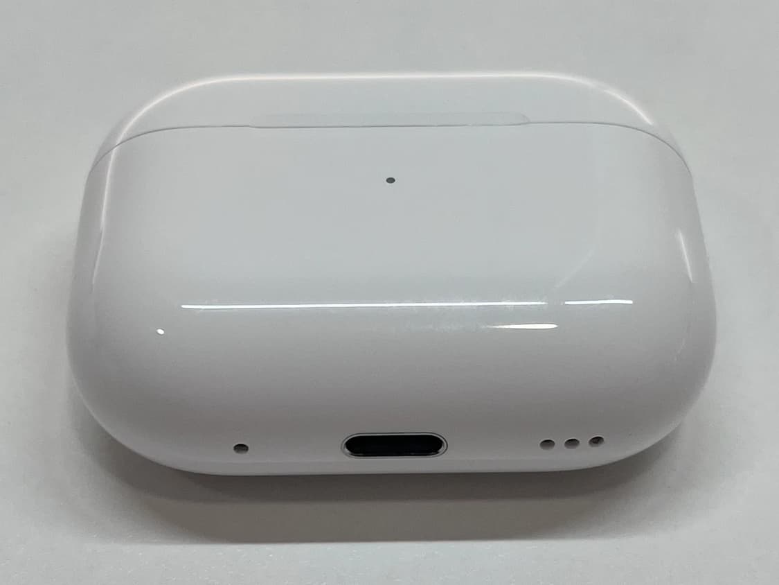 에어팟 프로 2세대 (맥세이프 무선충전 C타입)팝니다 상품이미지3